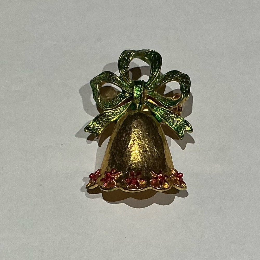 Vintage Coro Festive Gold Bell Brooch with Green Bow
